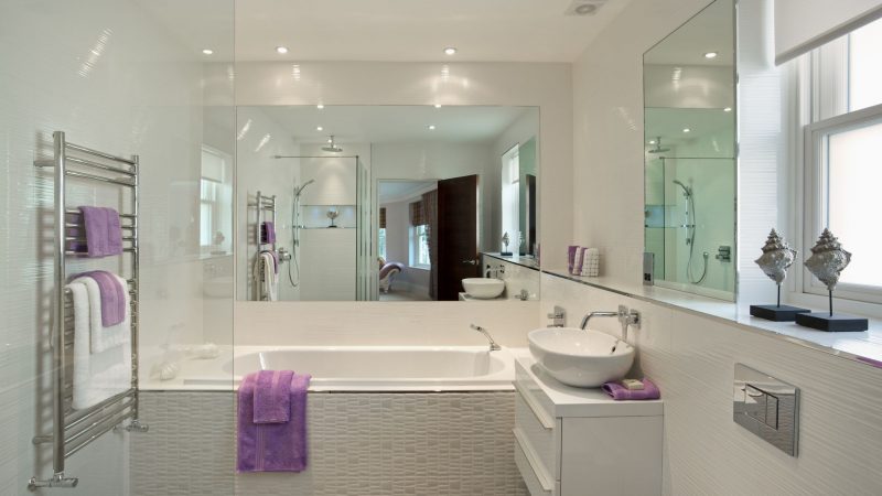 Five Features to Consider When Remodelling Your Guest Bathroom