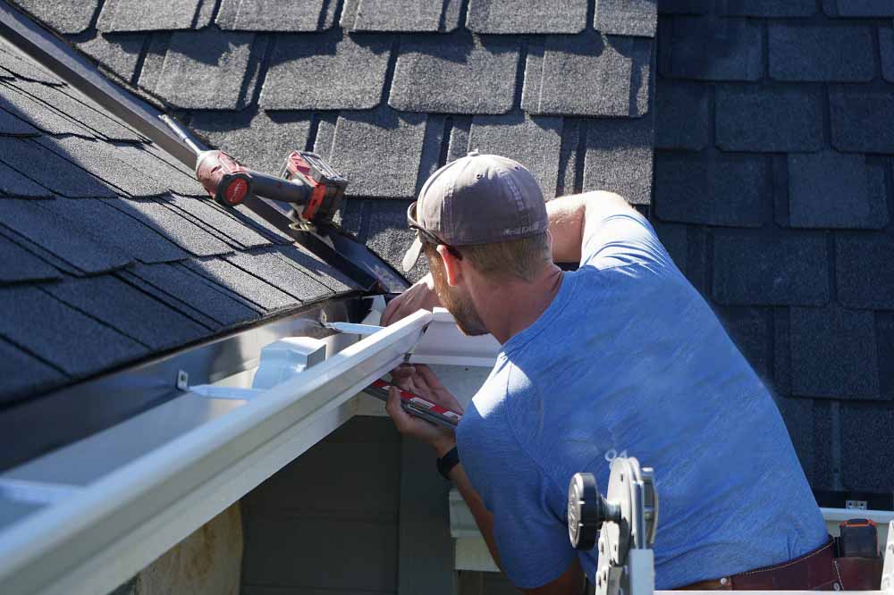 How to Maintain Residential and Commercial Roofing