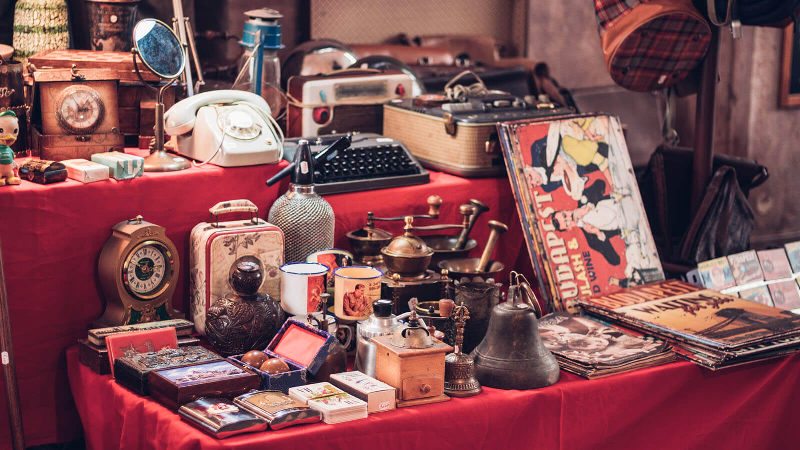 Why people collect antiques as their hobby
