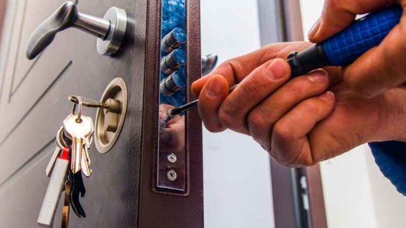 What Can an Automotive Locksmith Do for You?