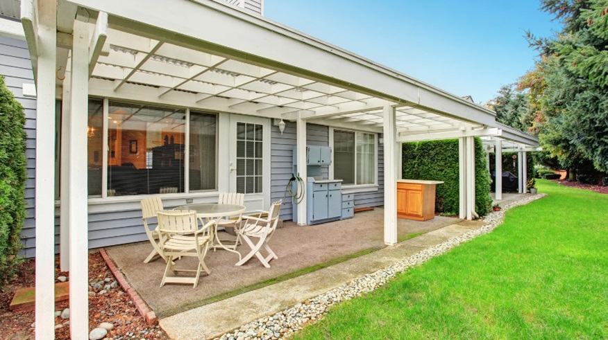 Different Types of Patio Covers: Finding the Best Fit for Your Home